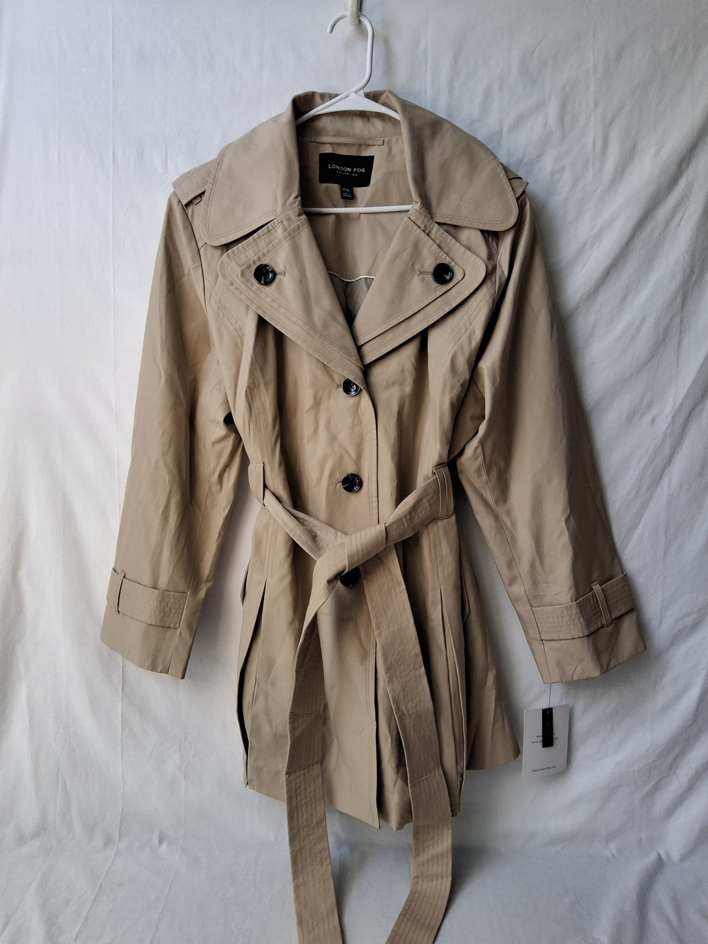 London Fog Women's Classic Tan Trench Coat‎ with Belt
